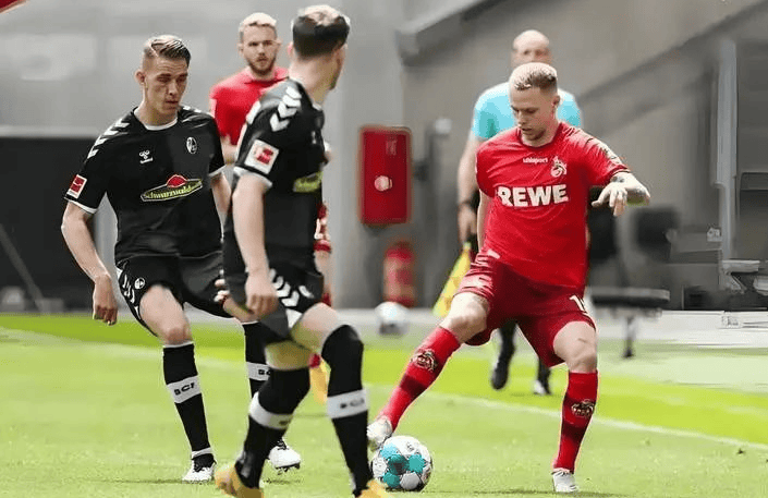 星空体育链接-克联斯主场不敌弗赖堡，升班马艰难前行的简单介绍