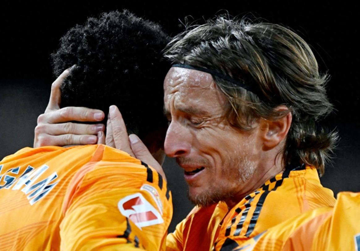 星空体育中国官网-瓦伦延续进球状态，助球队成功保级