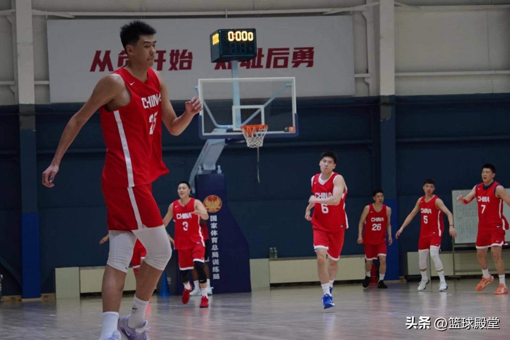 关于青岛男篮备战如火如荼,护航胜利的信息 关于青岛男篮备战如火如荼,护航胜利的信息