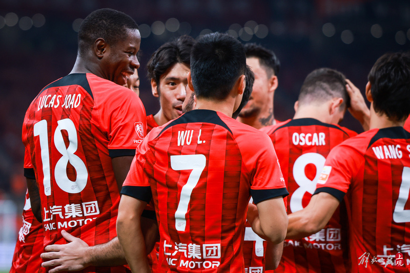 上海队惨遭逆转败,主场失利,球迷失望的简单介绍 上海队惨遭逆转败,主场失利,球迷失望的简单介绍