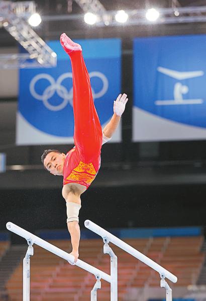 美国男子体操选手稳获银牌,实力强劲 美国男子体操选手稳获银牌,实力强劲