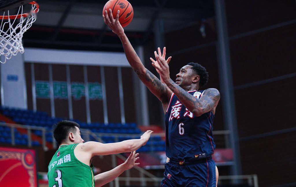 包含精彩对决!劲敌狭路相逢,全力抢夺晋级名额!的词条 包含精彩对决!劲敌狭路相逢,全力抢夺晋级名额!的词条